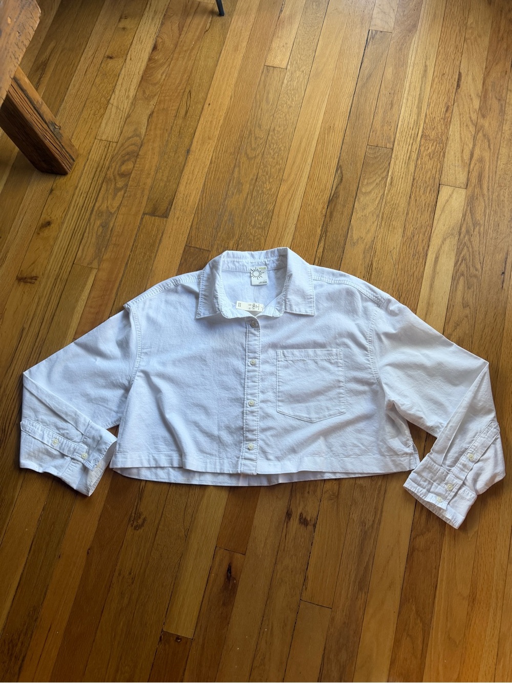 NEW Aerie white cropped button up shirt